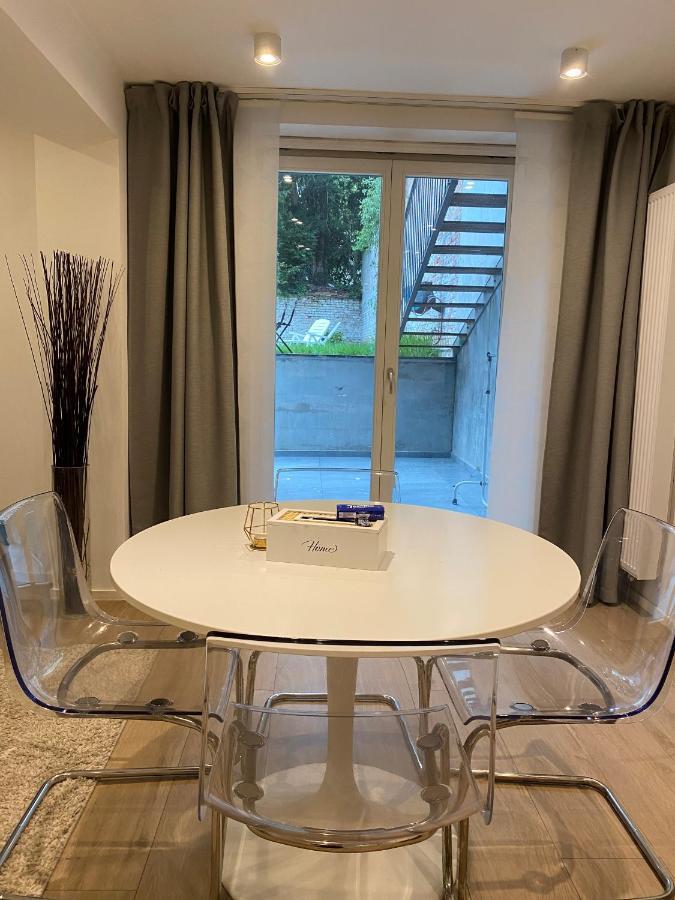 Amazing Flat In Front Of Bois De La Cambre Lägenhet Bryssel Exteriör bild